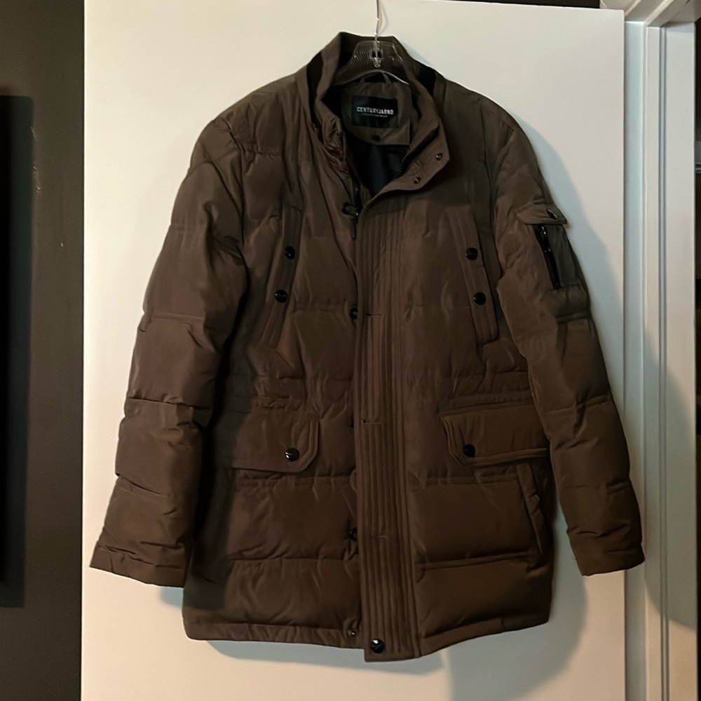 Centuryjarno olive green nylon puffer jacket size M